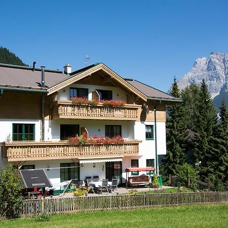 Haus Gipfelblick Daire Lermoos Dış mekan fotoğraf